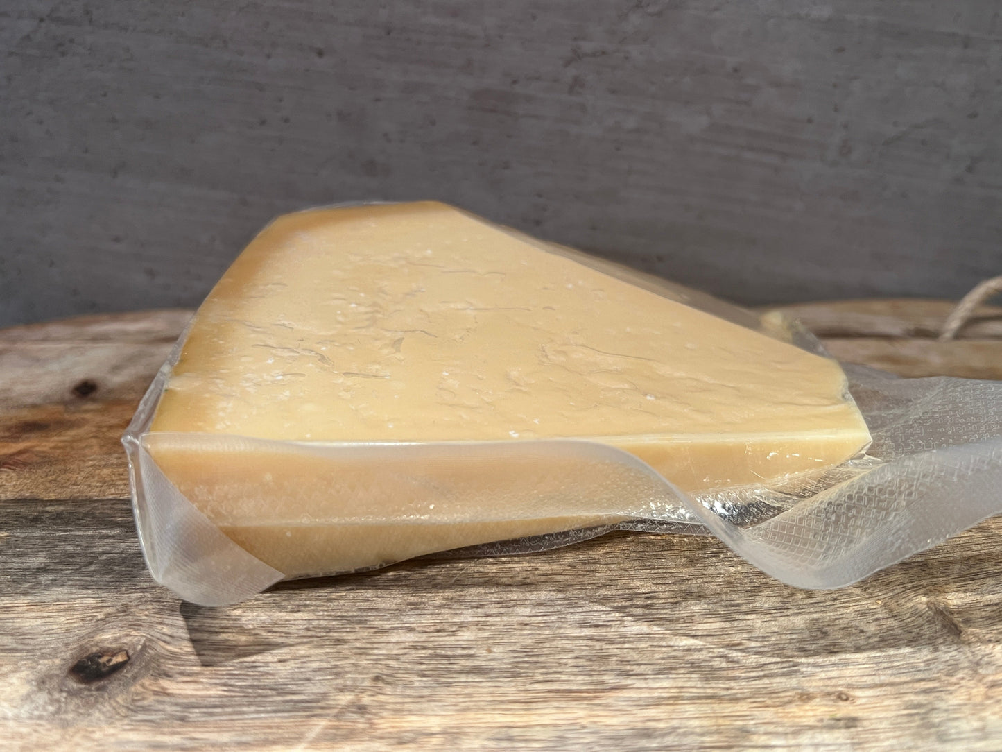 Parmigiano Reggiano Fosse di Sogliano - Ketogenic and Low Carb Excellence 440gr-1